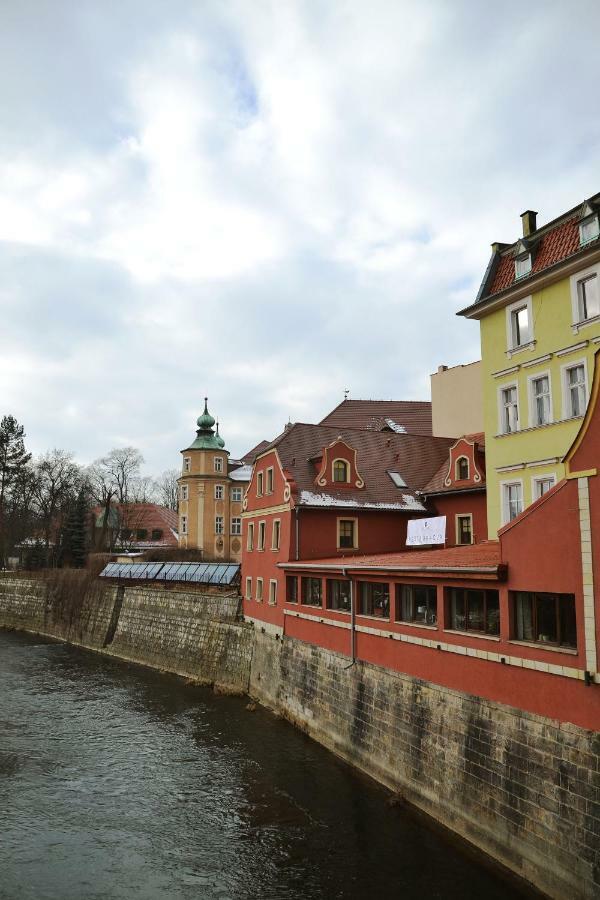 Willa Nad Rzeka Klodzko Bagian luar foto